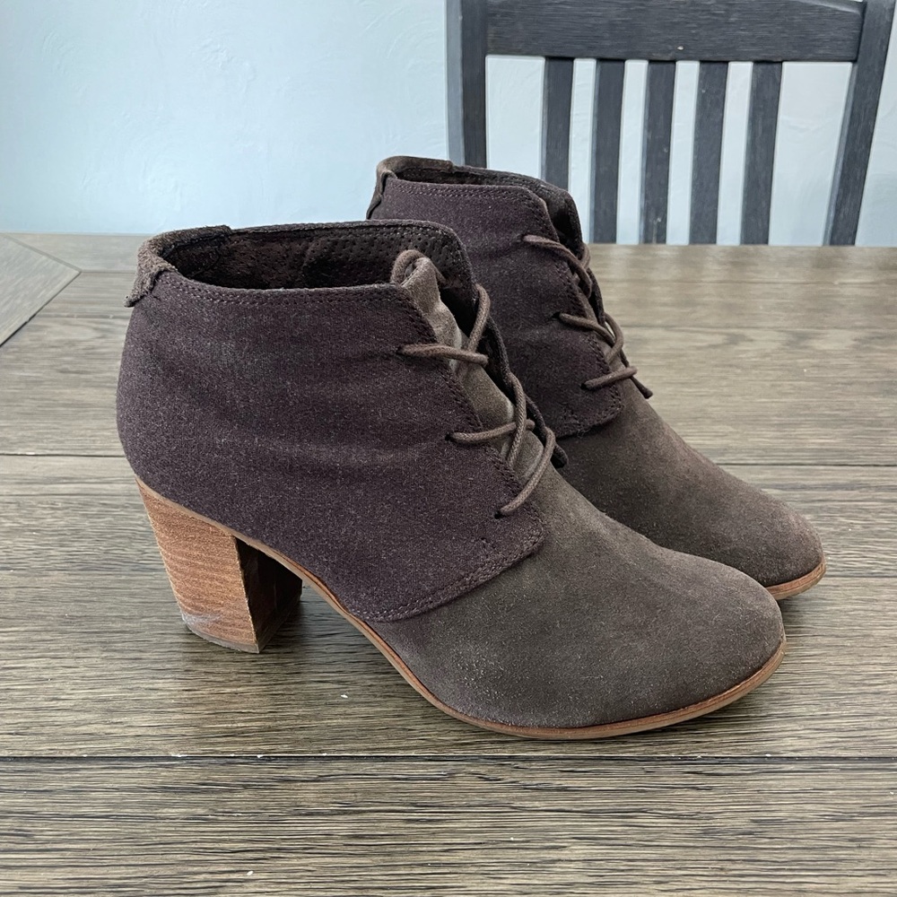 Tom’s Booties